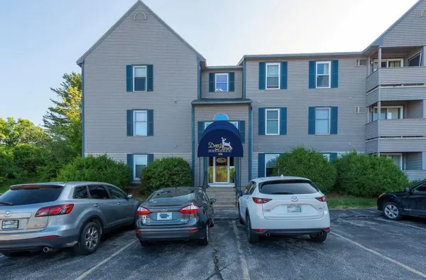 $249,500 | 106 Eastern Avenue, Unit 102, Manchester, NH 03104