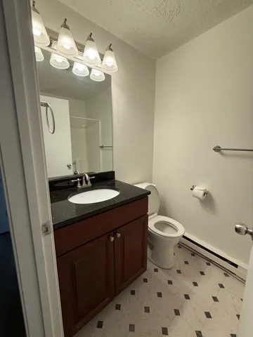 $249,500 | 106 Eastern Avenue, Unit 102, Manchester, NH 03104