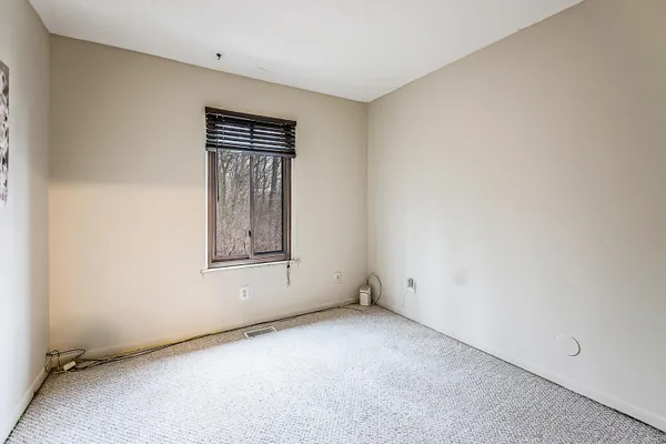 $179,000 | 2938 Roundtree Boulevard, Ypsilanti, MI 48197