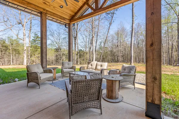 $2,390,000 | 610 Dogwood Lane, Burns, TN 37029