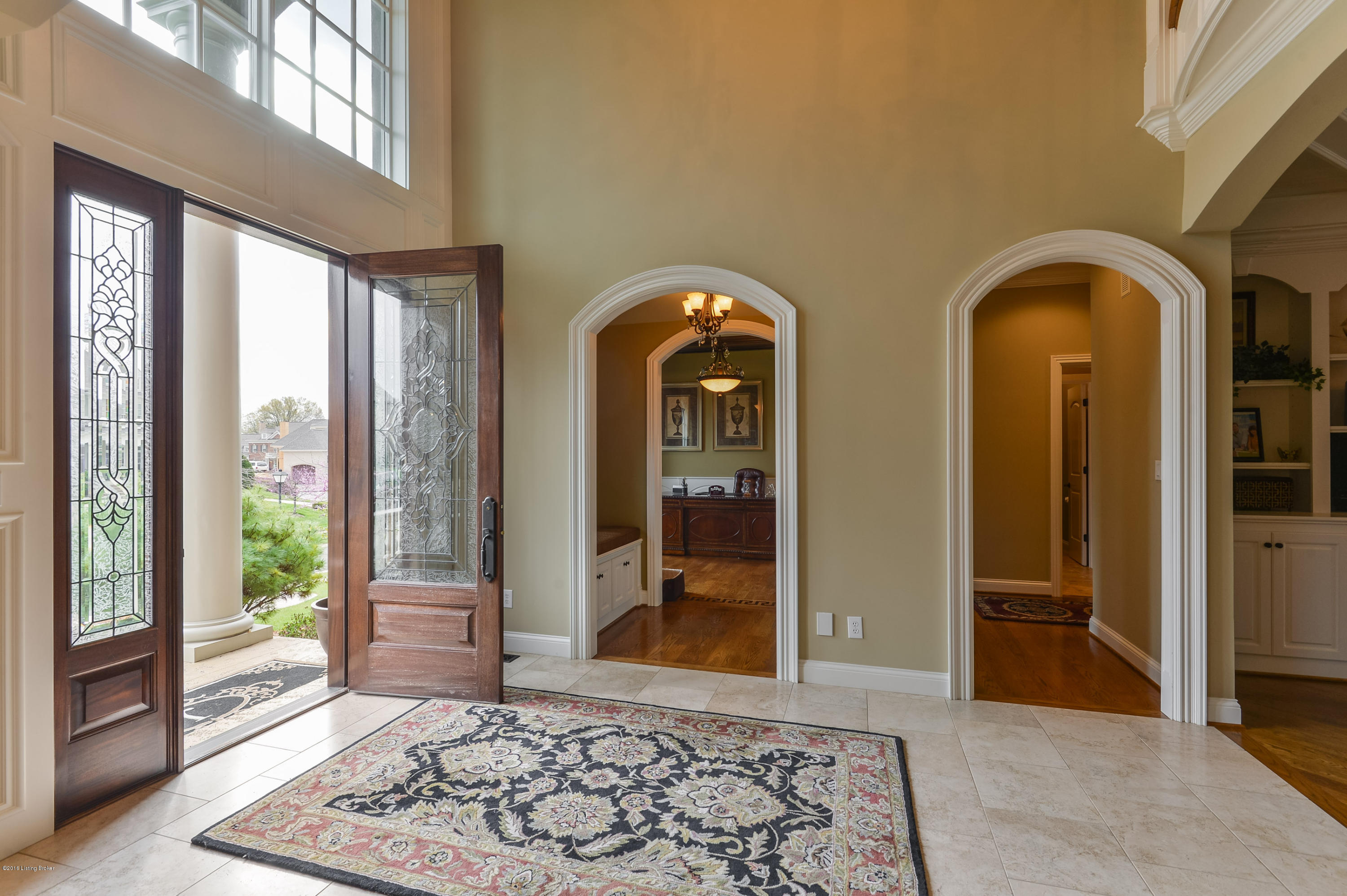 5408 Farm Ridge Lane Prospect, KY 40059 - Photo 45 of 62 Open and airy entry