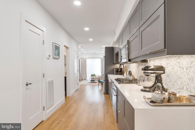 $850,000 | 117 16th Street Southeast, Washington, DC 20003