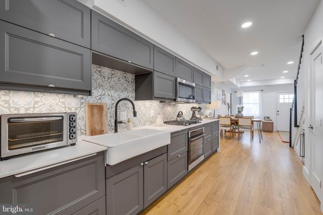 $850,000 | 117 16th Street Southeast, Washington, DC 20003