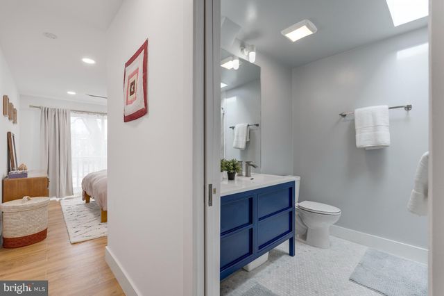 $850,000 | 117 16th Street Southeast, Washington, DC 20003