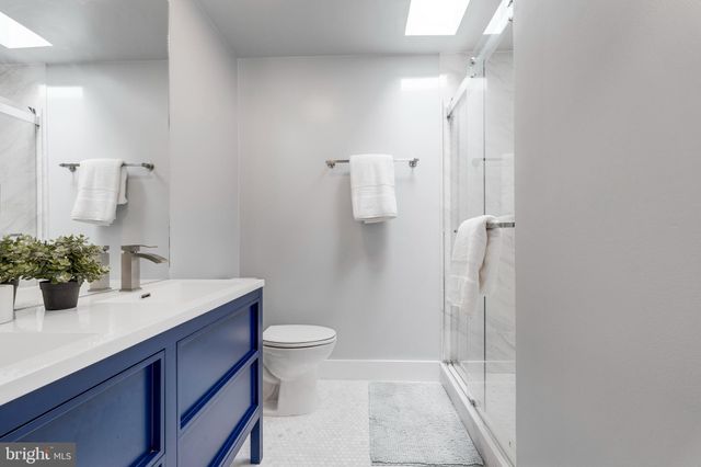 $850,000 | 117 16th Street Southeast, Washington, DC 20003