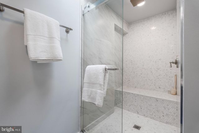 $850,000 | 117 16th Street Southeast, Washington, DC 20003