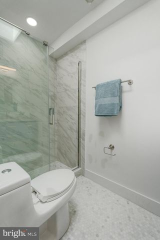 $850,000 | 117 16th Street Southeast, Washington, DC 20003