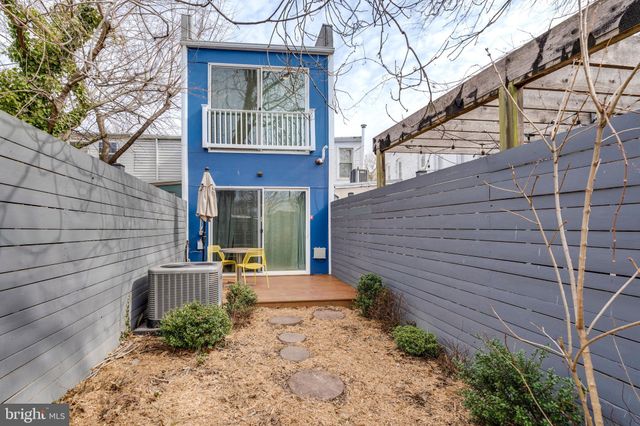 $850,000 | 117 16th Street Southeast, Washington, DC 20003