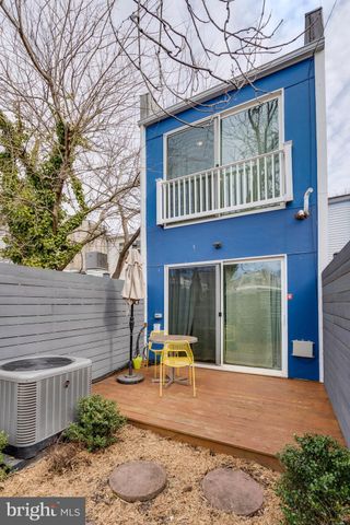 $850,000 | 117 16th Street Southeast, Washington, DC 20003