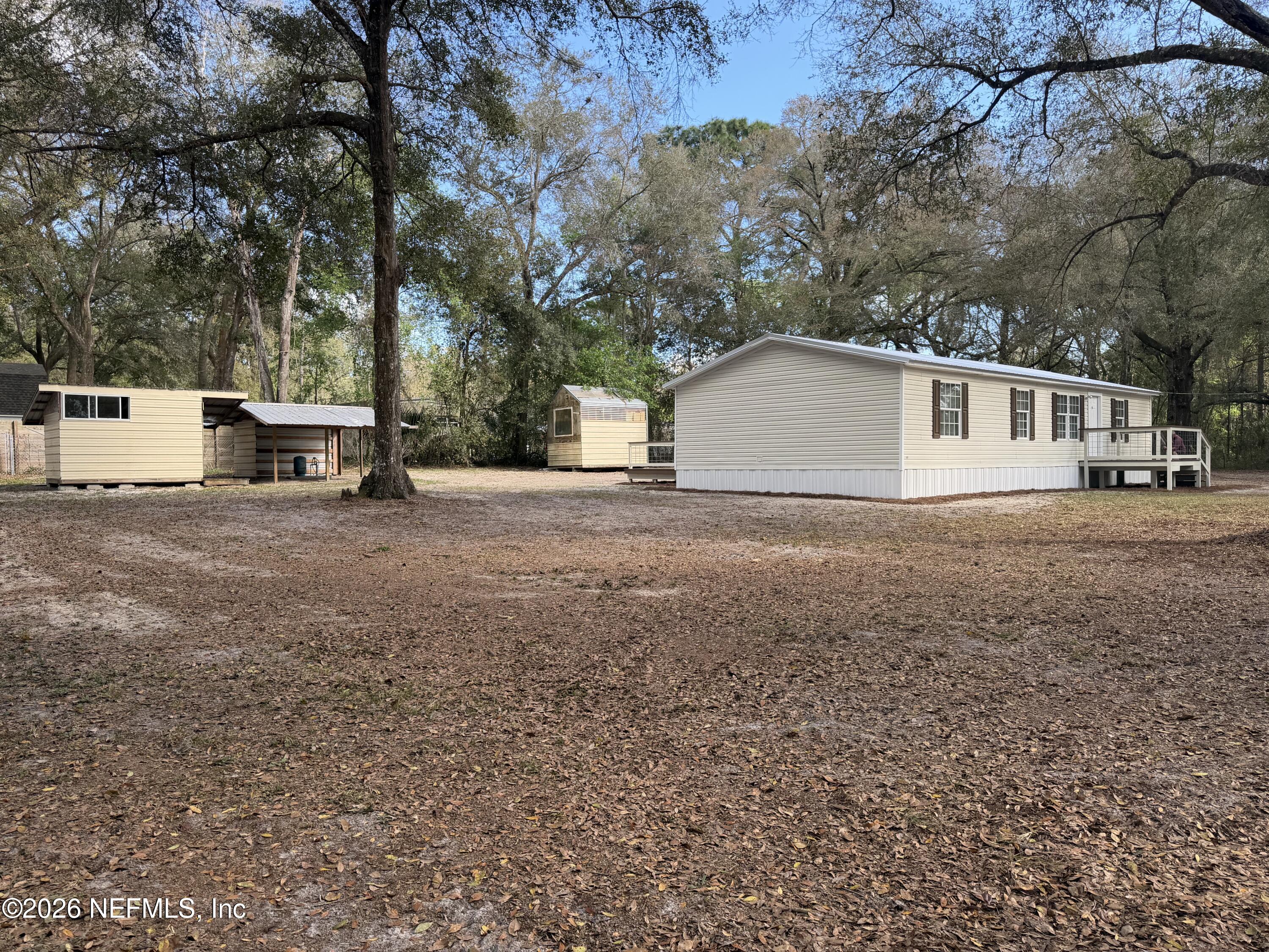 204 Rabbit Track Road Satsuma, FL 32189 - Photo 46 of 51 Side of Home