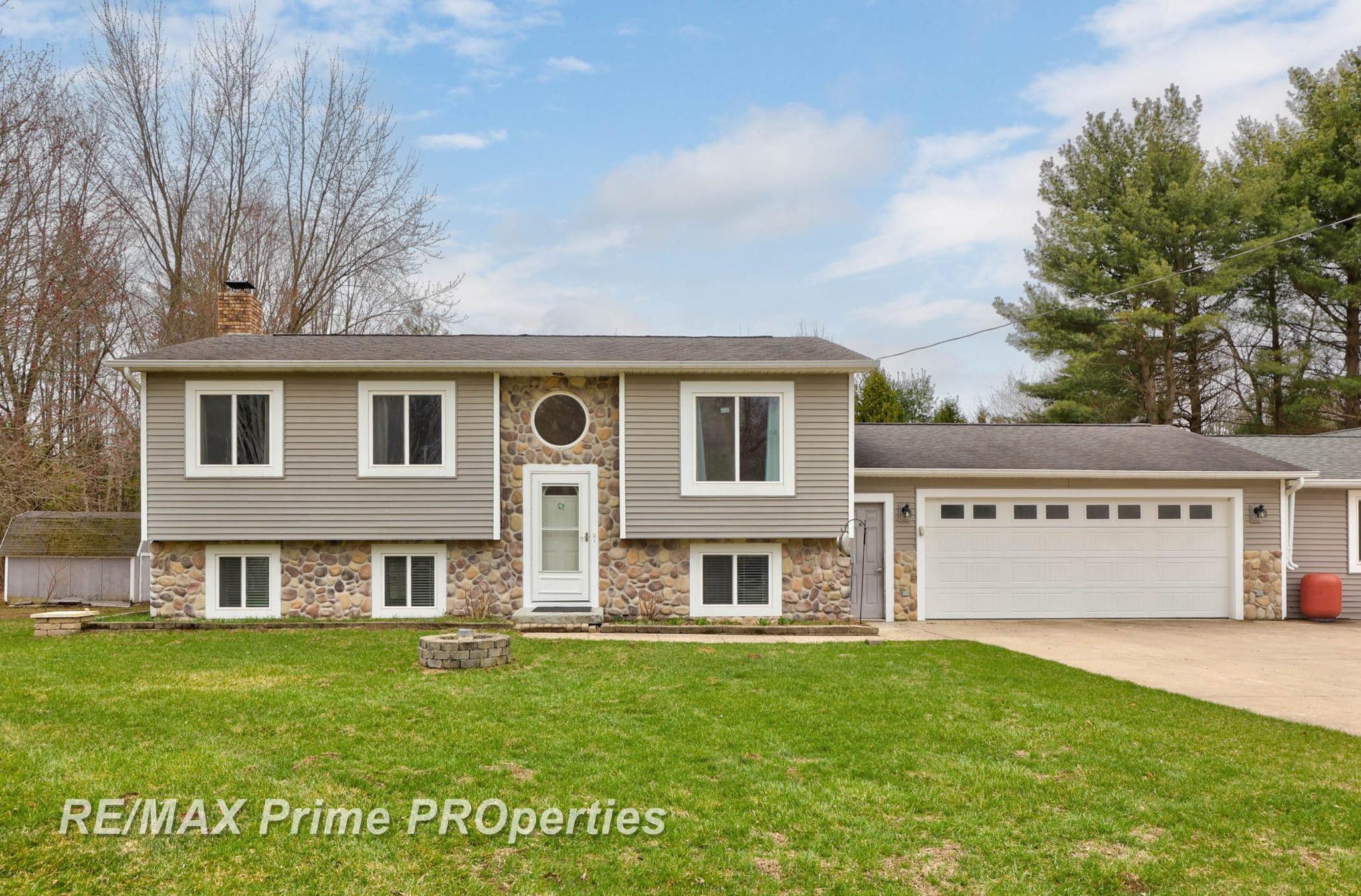9060 North Belsay Road Millington, MI 48746 - Photo 2 of 74 50170333-c5793afe-34e2-44a2-8fe6-0aa93d1e1951.JPG
