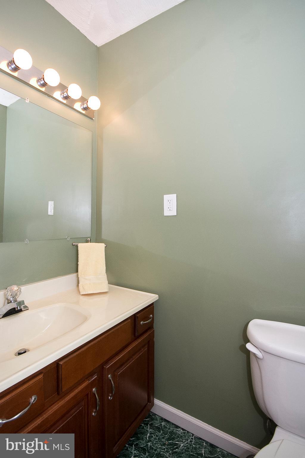 3016 Keswick Road Baltimore, MD 21211 - Photo 9 of 27 Bath