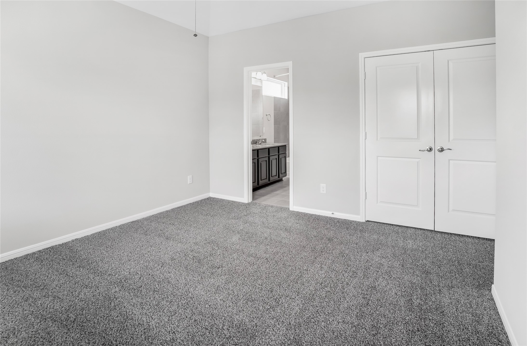 6532 Geisler Crossing Lane League City, TX 77539 - Photo 26 of 28 a view of an empty room and closet area
