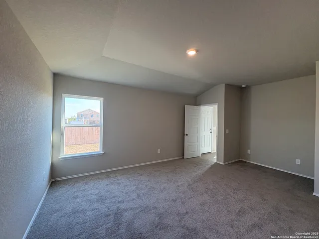 $1,545 | 729 Canyon View, Seguin, TX 78155