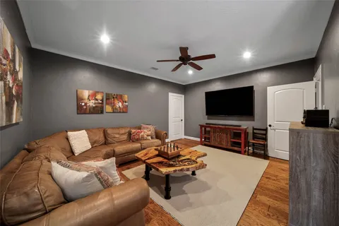 $2,999,999 | 79 North Gary Glen Circle, The Woodlands, TX 77382