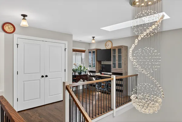 $459,900 | 8166 West 87th Street, Unit 8166, Hickory Hills, IL 60457