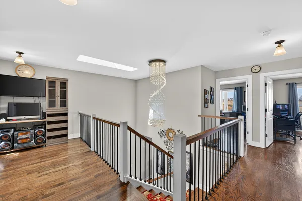 $459,900 | 8166 West 87th Street, Unit 8166, Hickory Hills, IL 60457