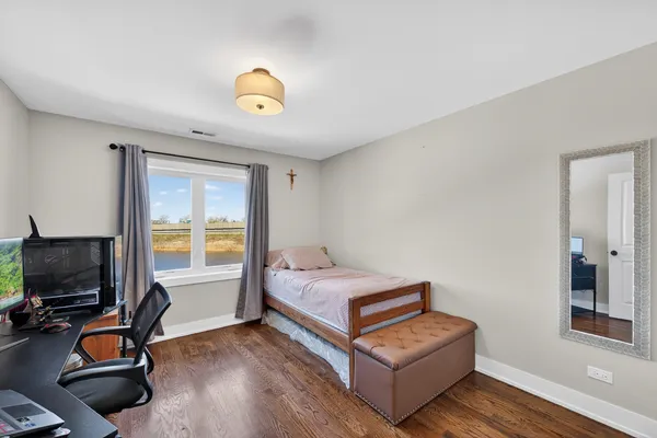 $459,900 | 8166 West 87th Street, Unit 8166, Hickory Hills, IL 60457