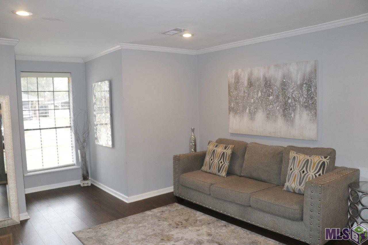 334 Lafitte Drive Baton Rouge, LA 70819 - Photo 2 of 12 Gallery Image 2