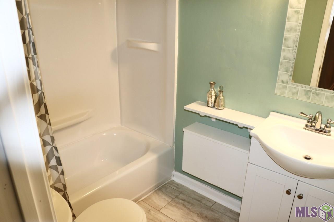 334 Lafitte Drive Baton Rouge, LA 70819 - Photo 10 of 12 Gallery Image 10