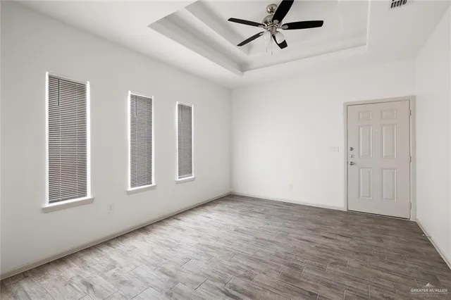 $950 | 1308 Valle Vista Street, Unit 1, Alamo, TX 78516