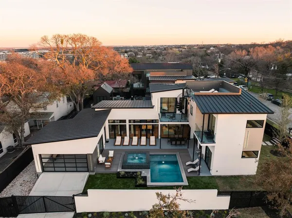 $2,699,000 | 1604 Taylor Gaines Street, Austin, TX 78741