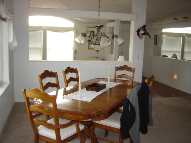15240 Fisk Road Yakima, WA 98908 - Photo 13 of 13 a view of a dining room with furniture and window