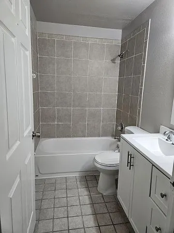 $315,000 | 304 Lake Daisy Loop, Unit 1, Winter Haven, FL 33884