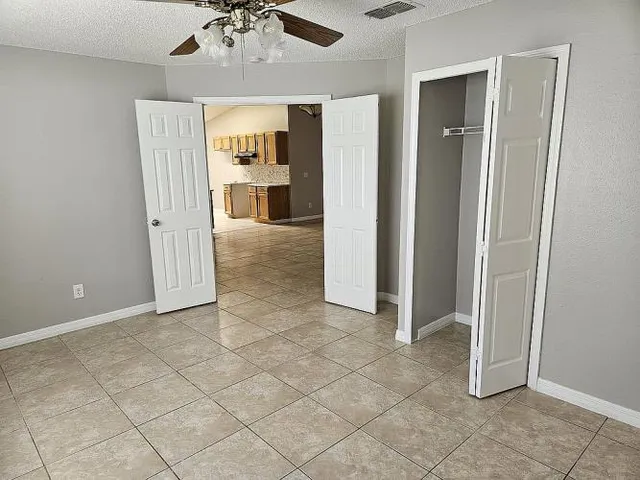 $315,000 | 304 Lake Daisy Loop, Unit 1, Winter Haven, FL 33884