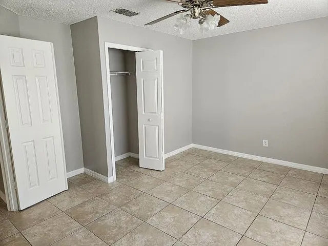 $315,000 | 304 Lake Daisy Loop, Unit 1, Winter Haven, FL 33884