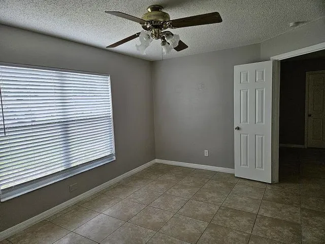$315,000 | 304 Lake Daisy Loop, Unit 1, Winter Haven, FL 33884