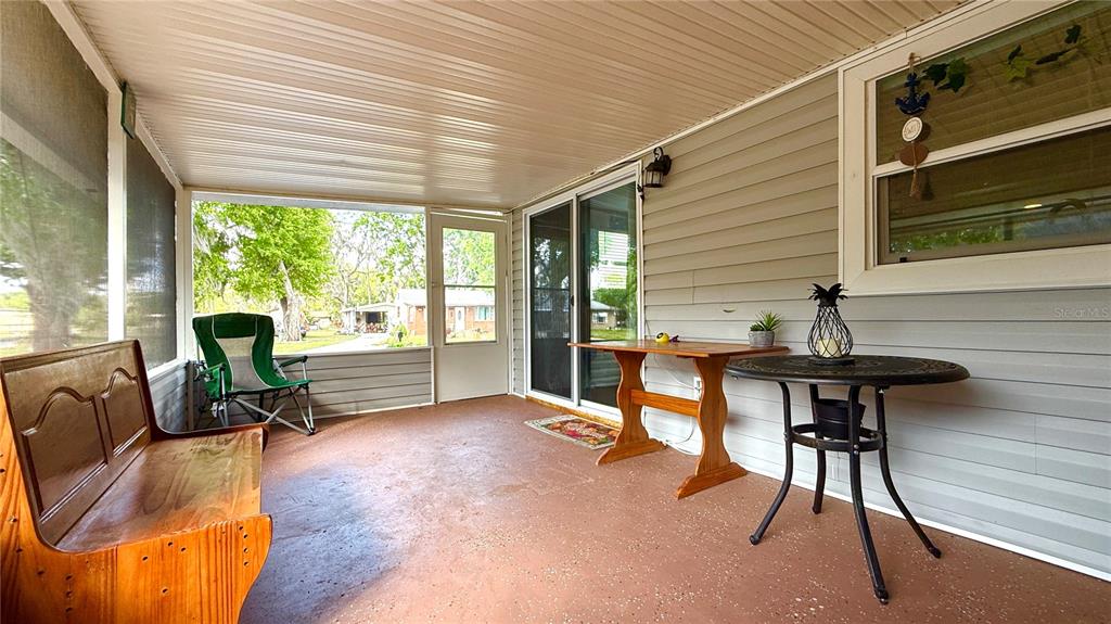 111 Palencia Road Auburndale, FL 33823 - Photo 3 of 28 a view of a livingroom with furniture and a window