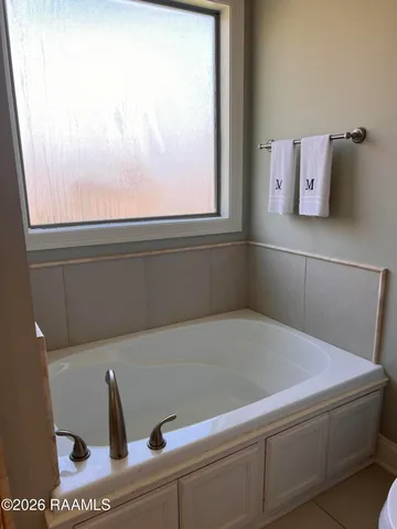 $233,000 | 102 Meadow Gate Drive, Lafayette, LA 70508