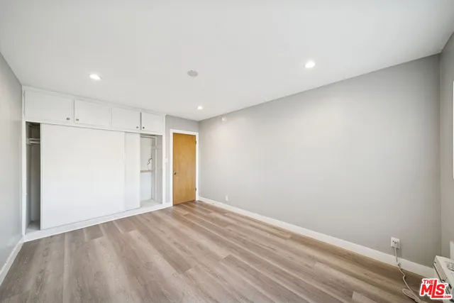 $2,325 | 326 South Serrano Avenue, Unit 4, Los Angeles, CA 90020