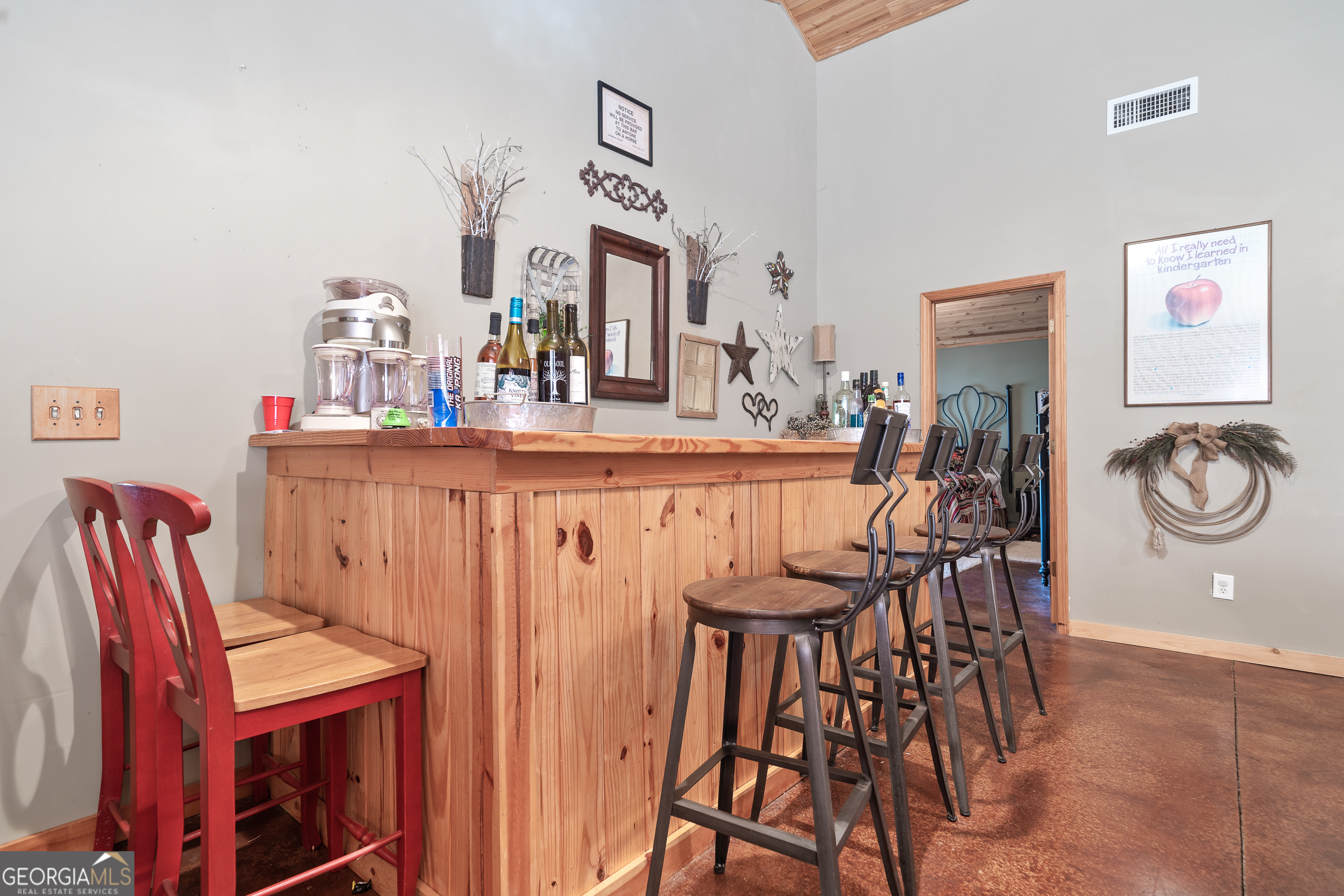 349 Susan Harper Road Sparta, GA 31087 - Photo 16 of 51 bar