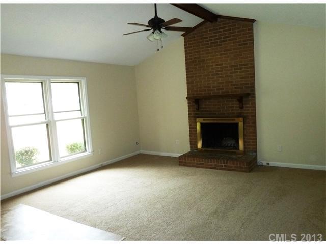 8631 Waterrock Road Charlotte, NC 28214 - Photo 2 of 7 Gallery Image 2