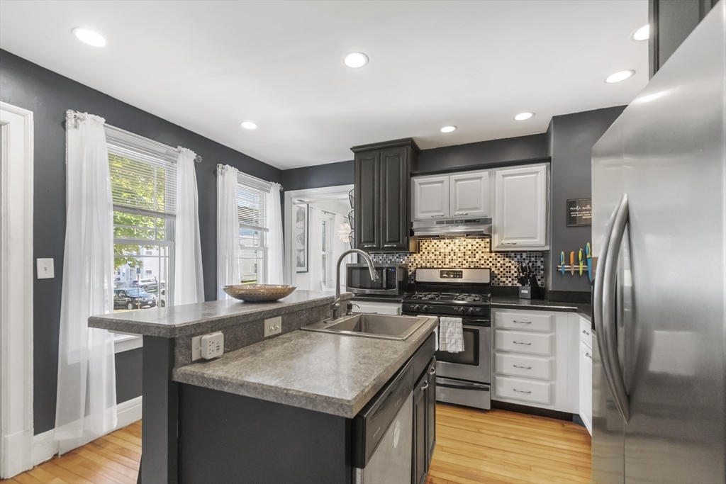 32 Kosta Street Worcester, MA 01607 - Photo 12 of 34 Gallery Image 12