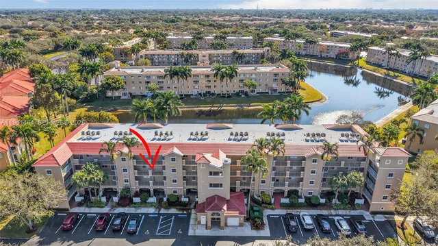 $299,000 | 12540 Majesty Circle, Unit 208, Boynton Beach, FL 33437