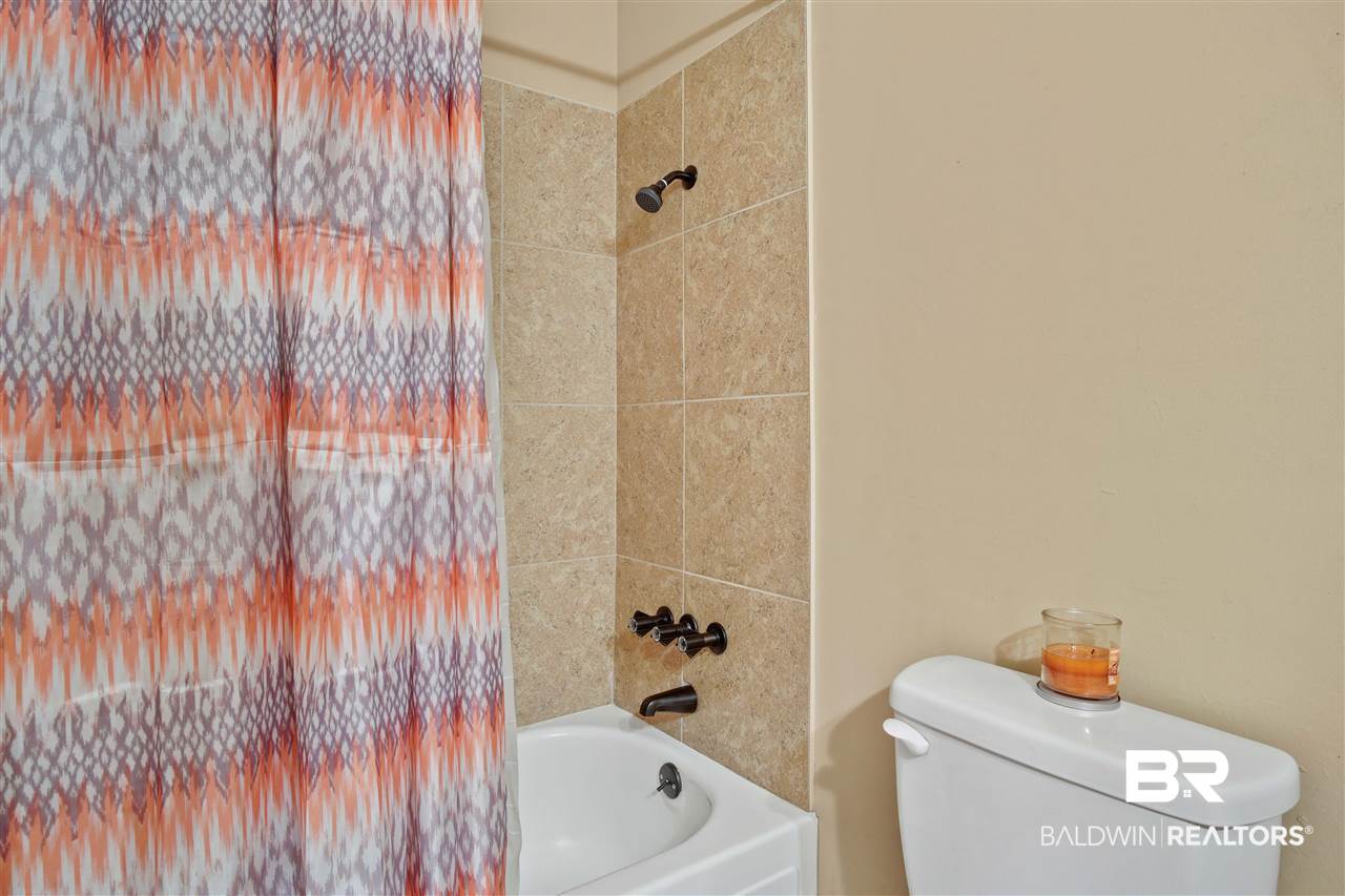 3324 Meadow Lane Mobile, AL 36618 - Photo 18 of 28