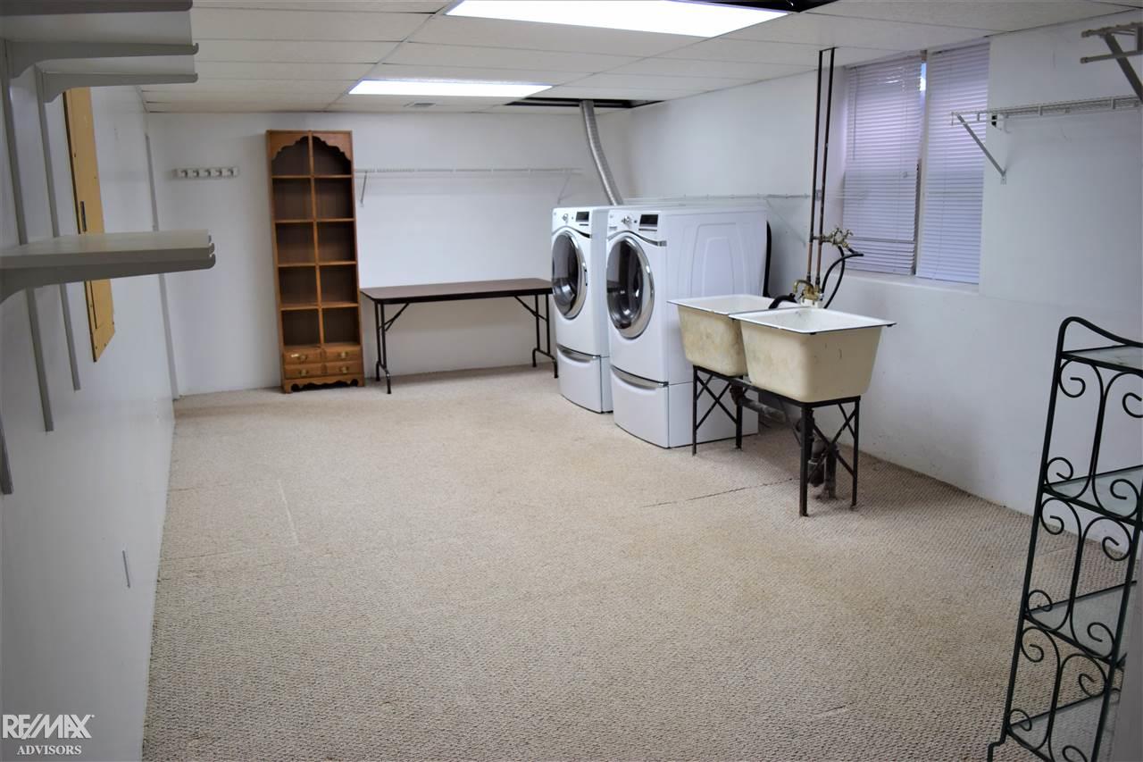 1541 Hawthorne Road Grosse Pointe Woods, MI 48236 - Photo 40 of 48