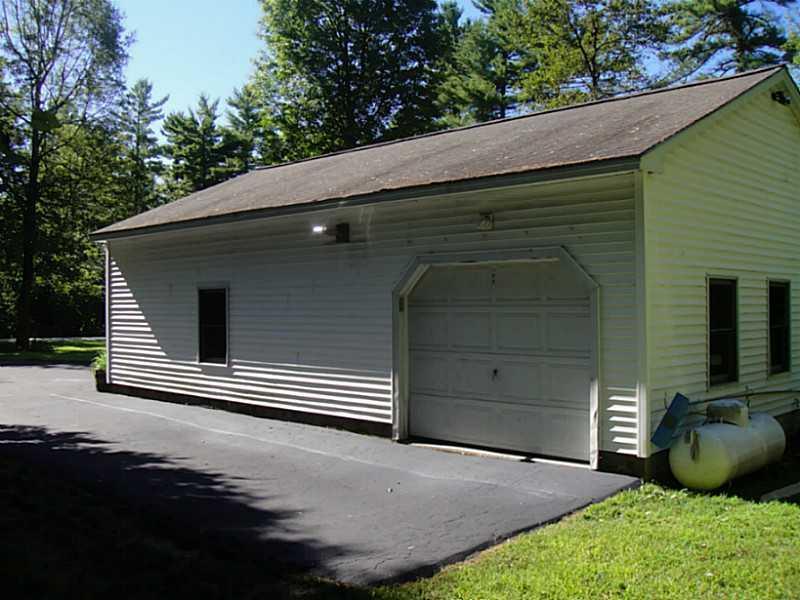 3 Jared Road Gray, ME 04039 - Photo 18 of 32 Parking Lot/Garage. the side...