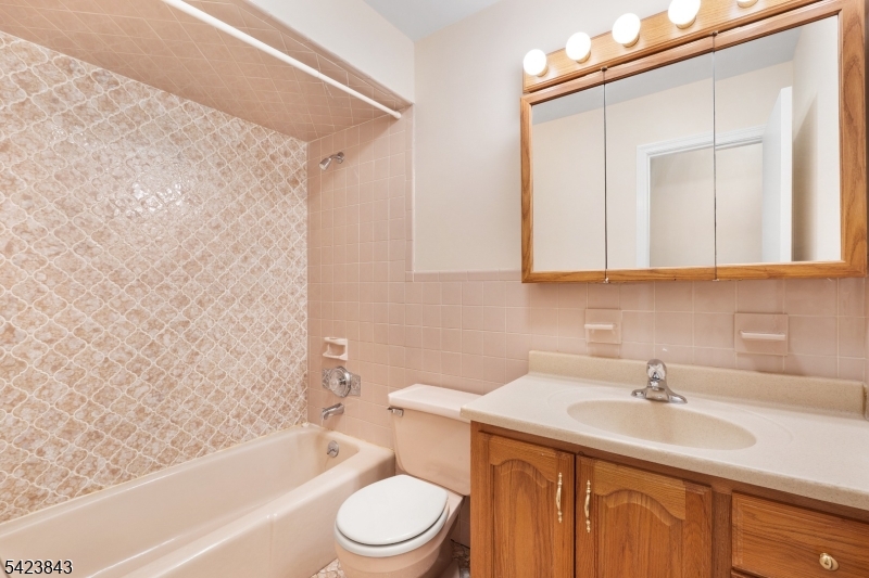 26 Tamarack Road Andover, NJ 07821 - Photo 16 of 26