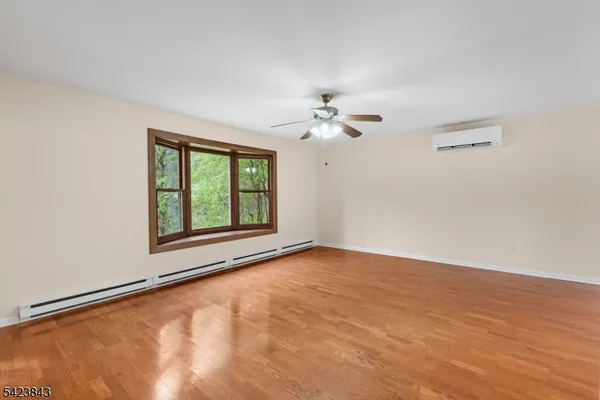 $475,000 | 26 Tamarack Road, Andover, NJ 07821