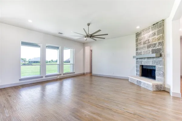 $699,800 | 1333 Canyon Lake Road, Wills Point, TX 75169