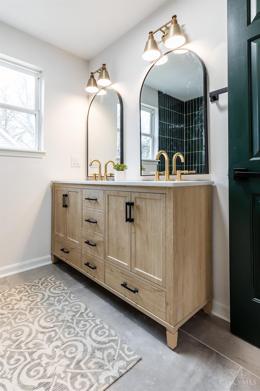6615 Roe Street Cincinnati, OH 45227 - Photo 30 of 41 Gallery Image 30