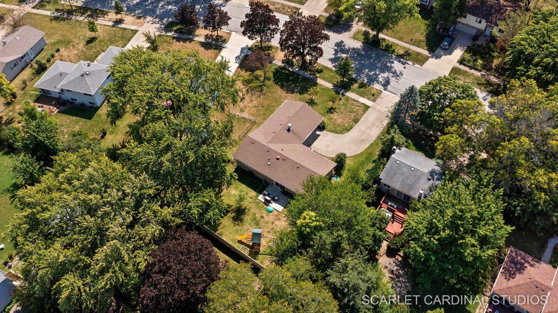 1215 Windsor Drive Wheaton, IL 60189 - Photo 25 of 32 an aerial view of house with yard