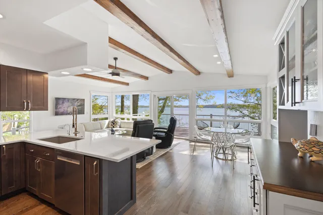 $1,280,000 | 20189 Dogwood Trail, White Pigeon, MI 49099