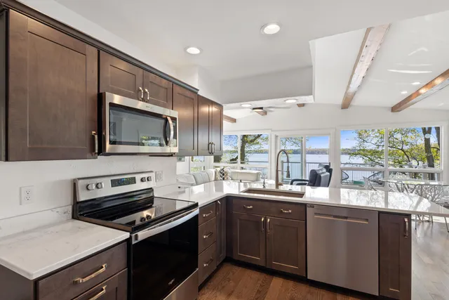 $1,280,000 | 20189 Dogwood Trail, White Pigeon, MI 49099