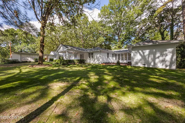 $469,900 | 137 Gibson Drive, Henderson, TN 38340