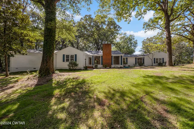 $469,900 | 137 Gibson Drive, Henderson, TN 38340